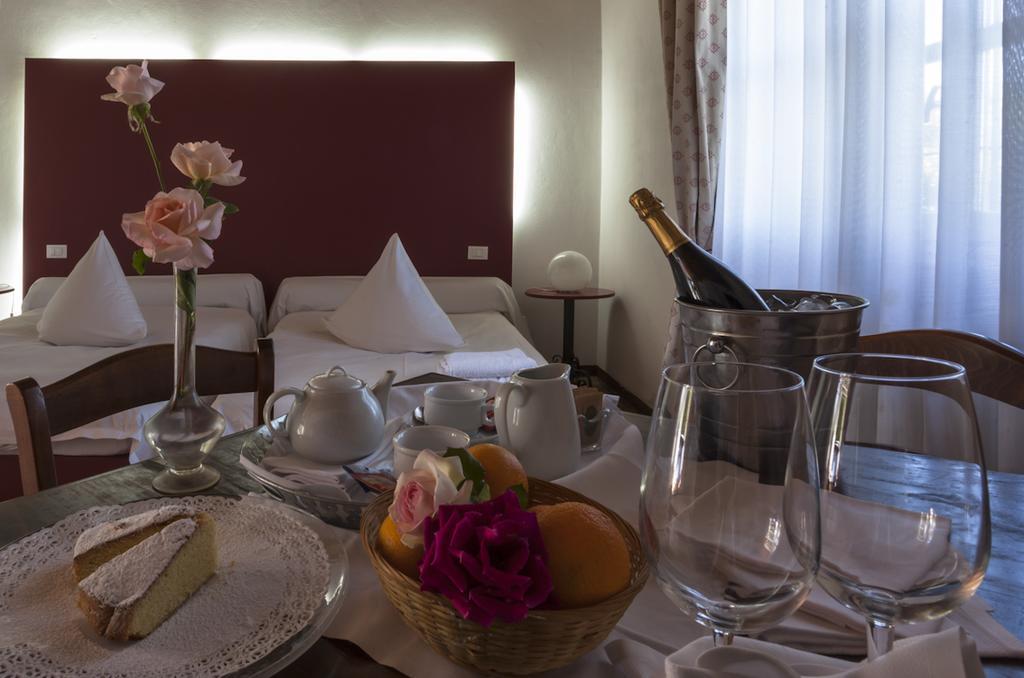 Hotel Agriturismo Cascina Marzana Pavia Exteriér fotografie